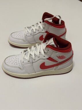 Nike Size 6Y Boys - Jordan 1 Dune Red Sail Fj3467-160 New Without Box
